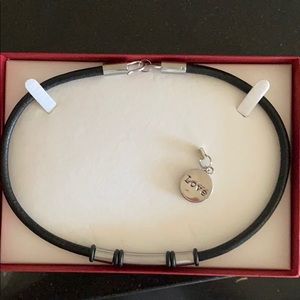 Men’s leather & stainless steel necklace!